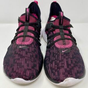 Nike flex natural motion pull on sneakers size 7.5.